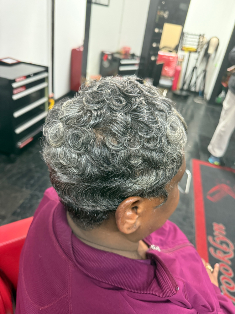 Shampoo Set And Curl