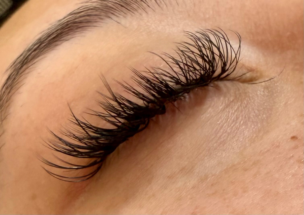 Hybrid lash set