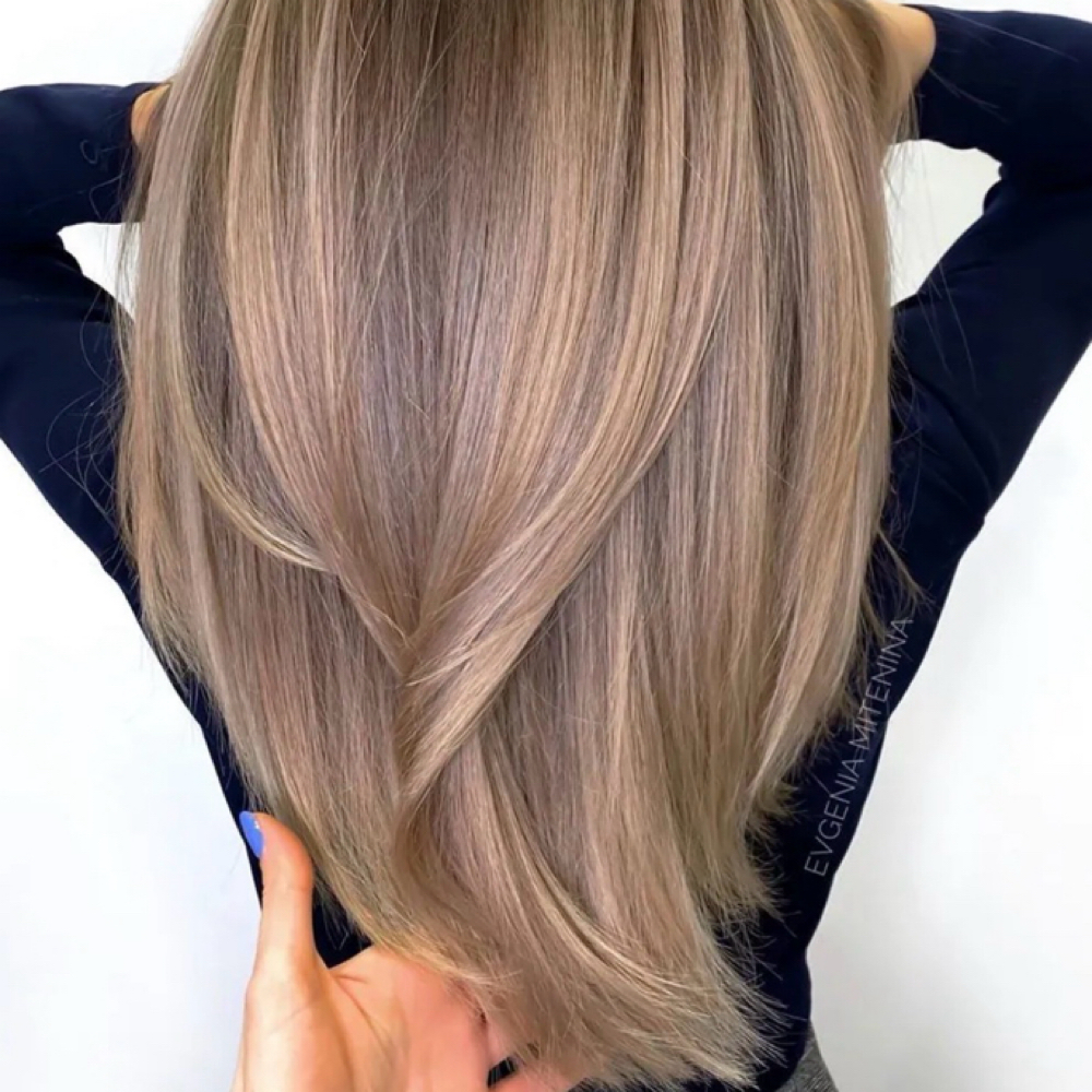 Women Med/Long, Dry Cut Master at Bryant Salon and Spa in Sioux Falls, SD