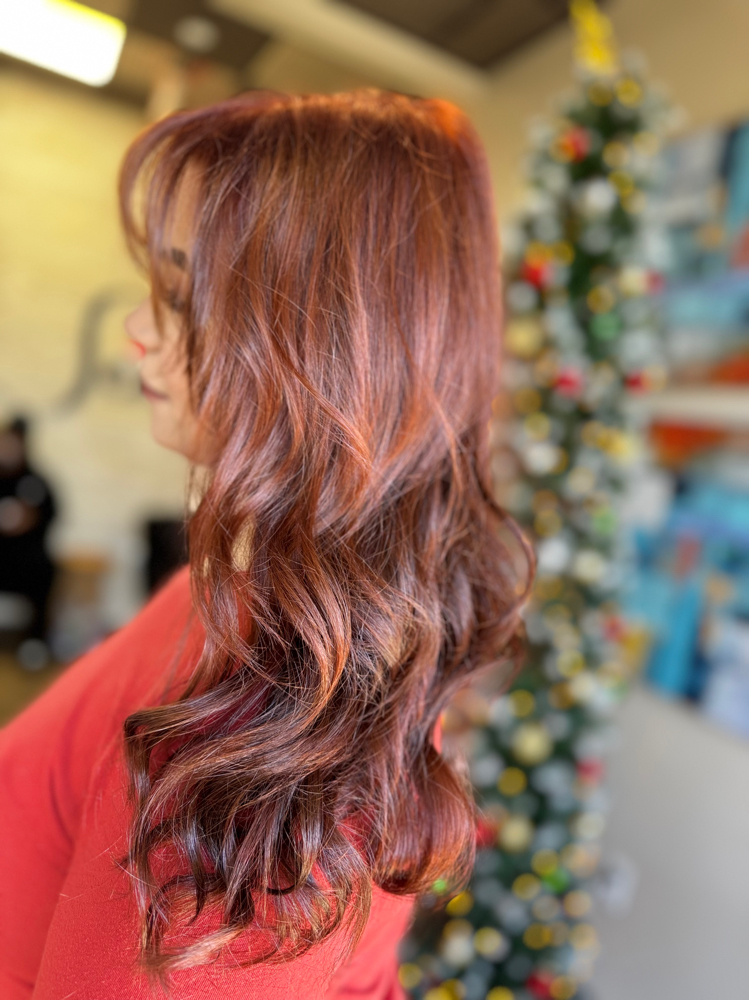 ROOT COLOR MAINTENANCE