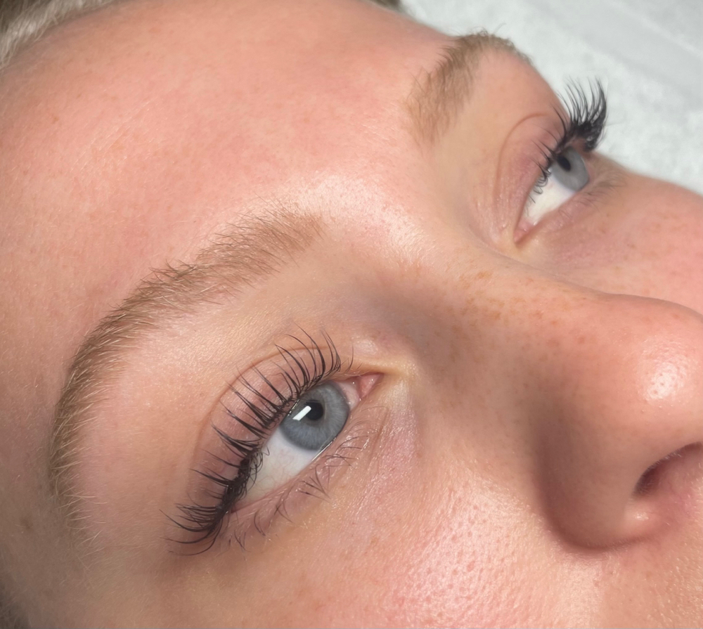 Lash Lift + Tint