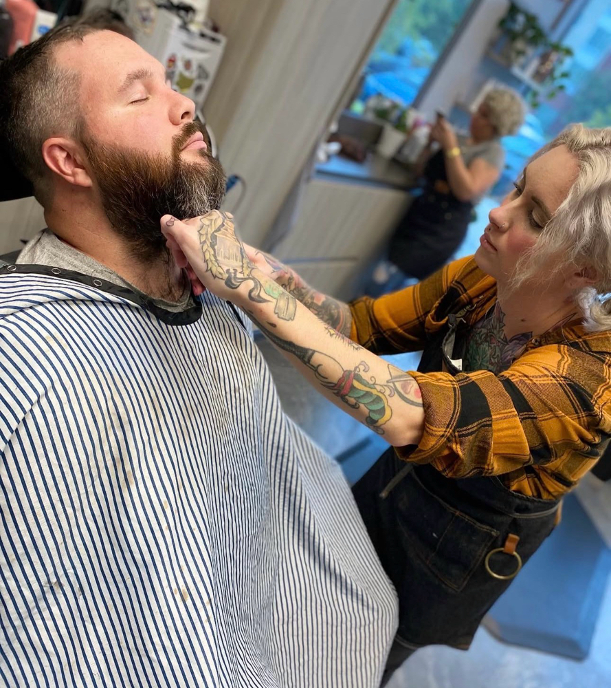 Beard Trim at Onyx Beauty in Chesapeake, VA