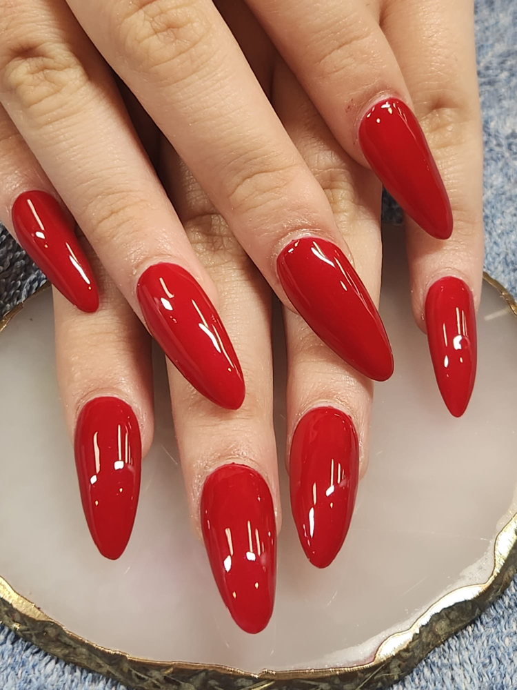 Dip Powder Manicure