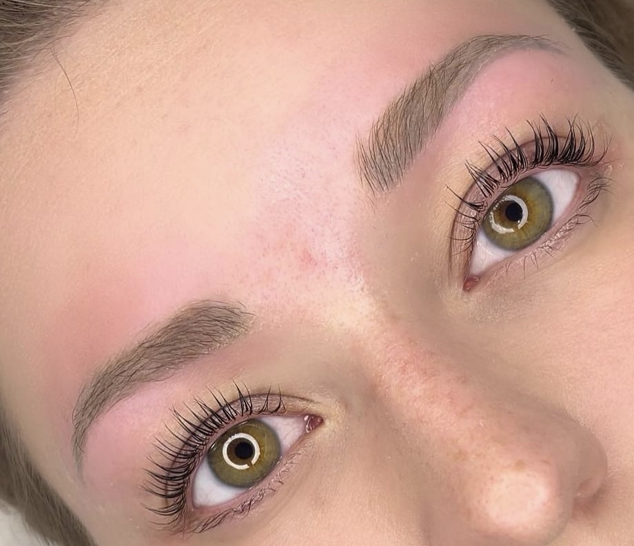 Eyelash Lift And Tint