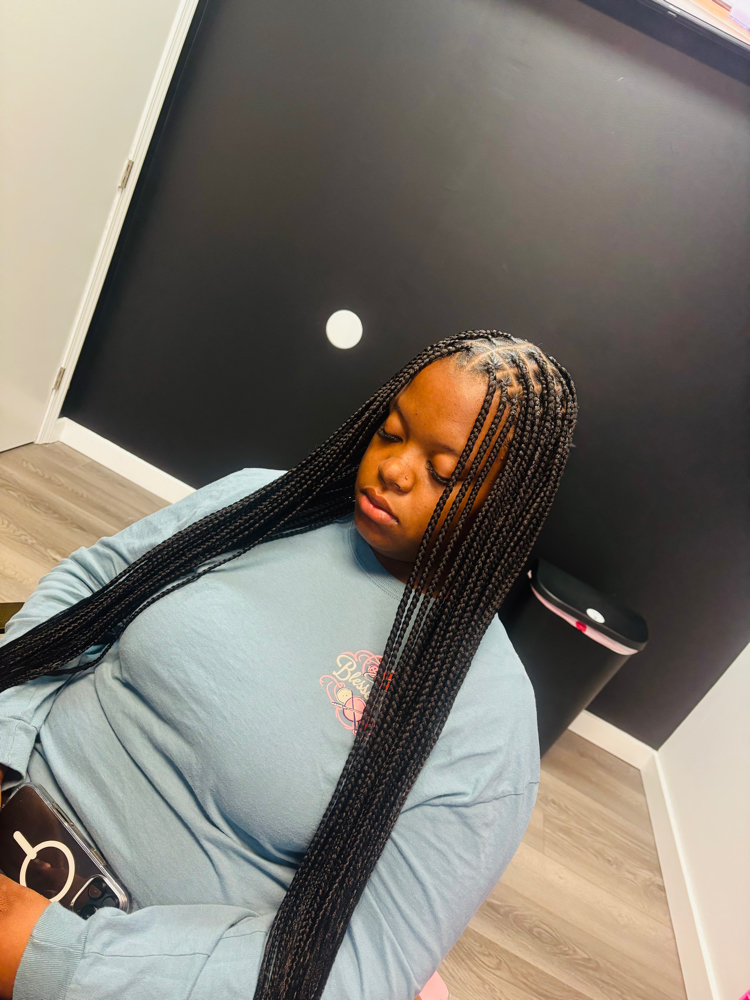 Small Knotless Braids