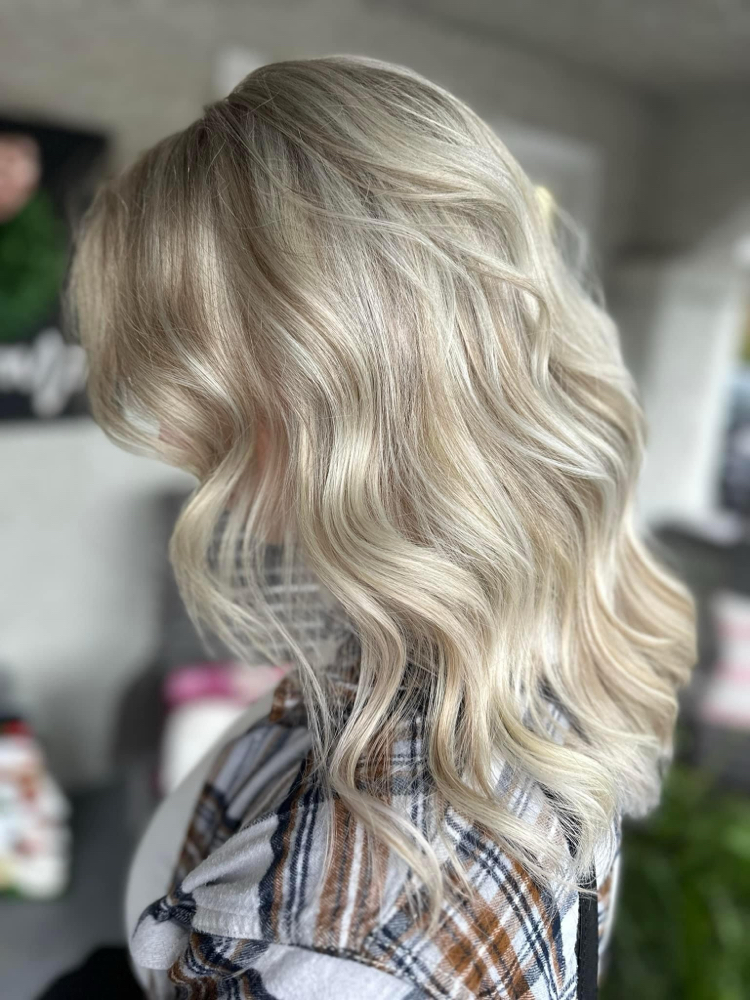 All Over Highlights (Full Blonding)