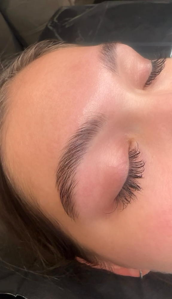 Brow Lamination Service