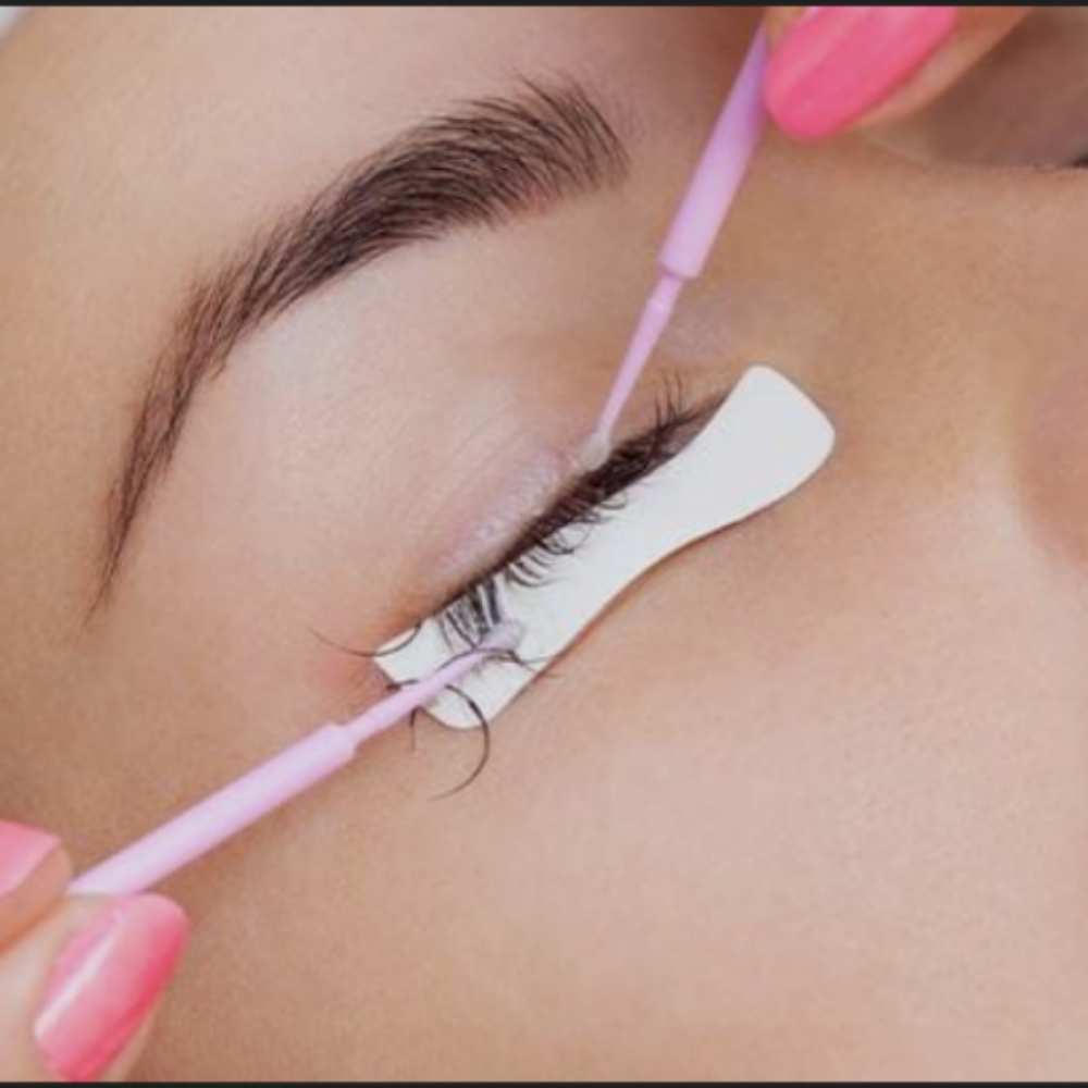 EyeLash Removal