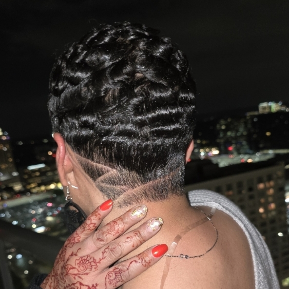 Line Design at Luxe Diamond Cut Salon in Atlanta, GA