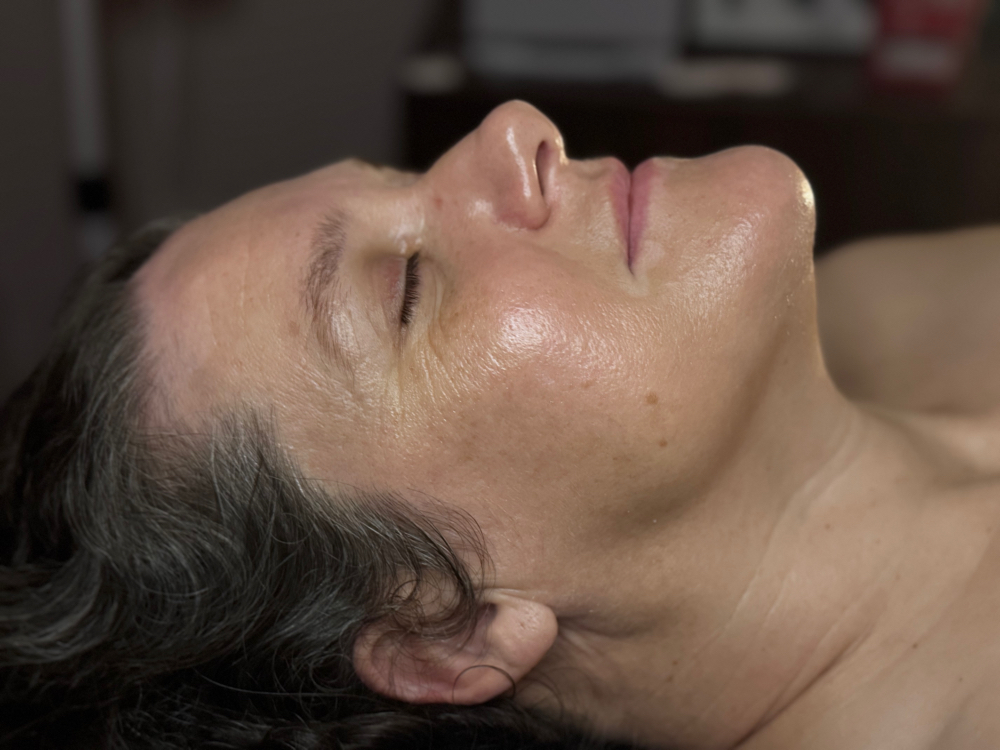 30% off Content facials