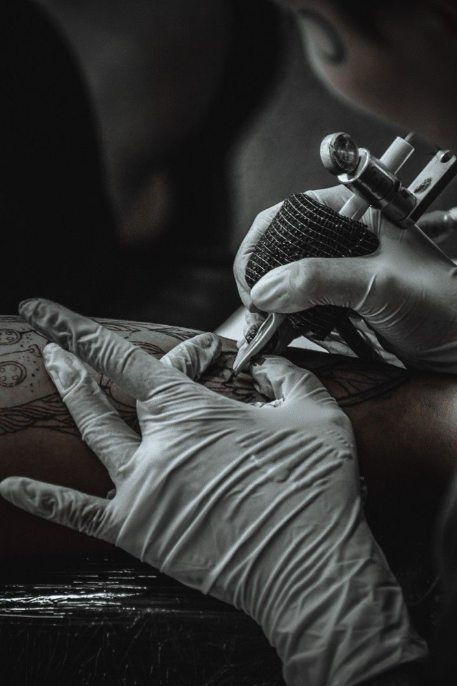 Bottomless Tatts 1 Hour at Blush Beauty in Northglenn, CO