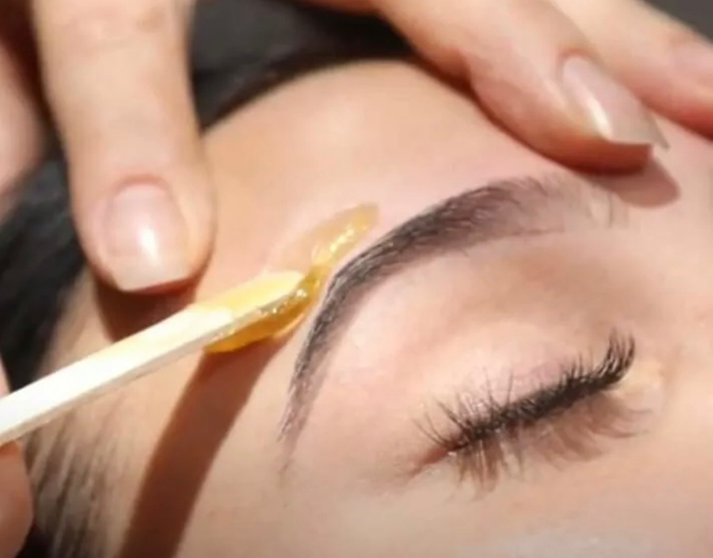 Eyebrow Wax