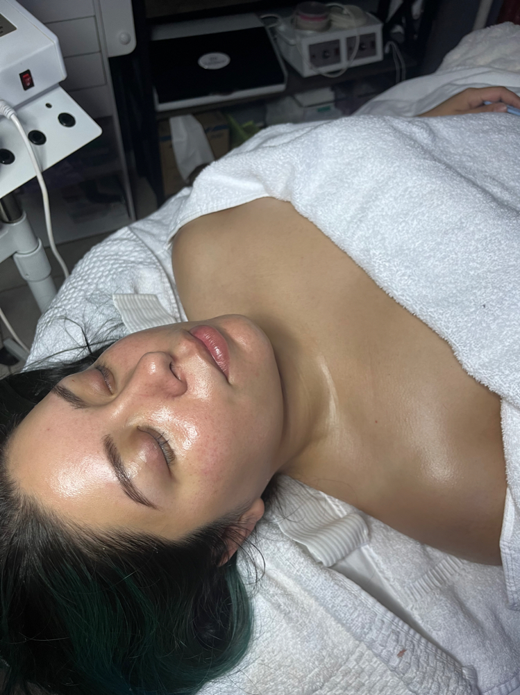 Custom Bubble Facial