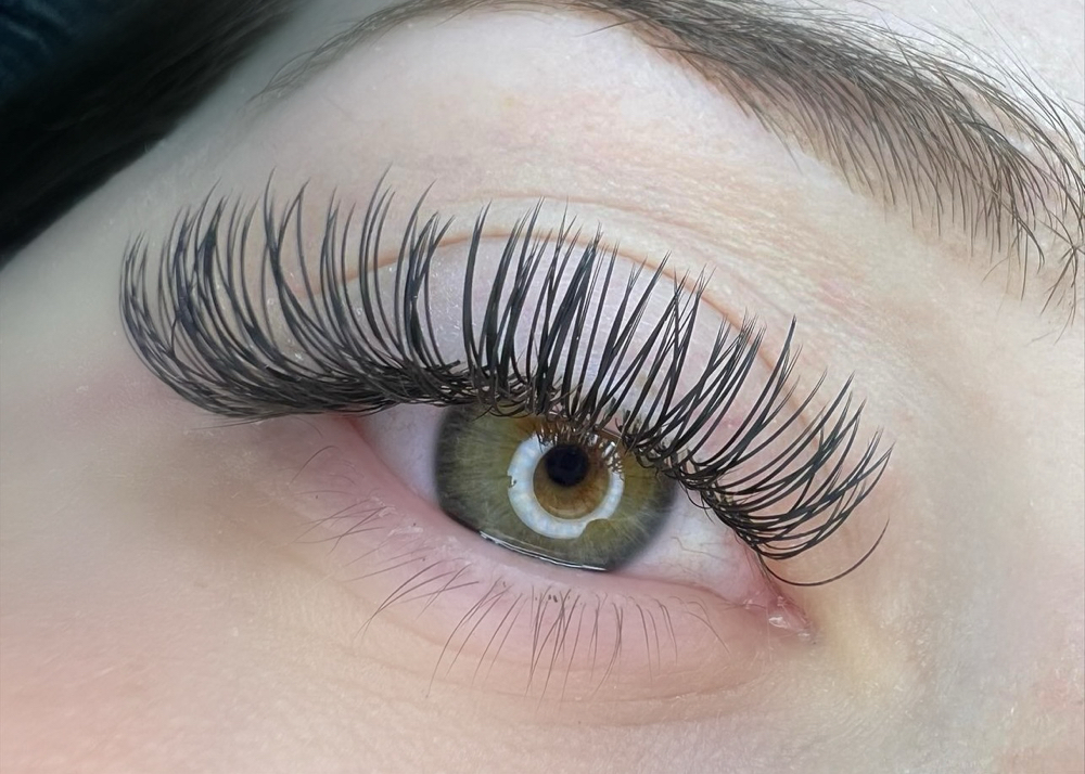 Full Set Classic Lash Extensions