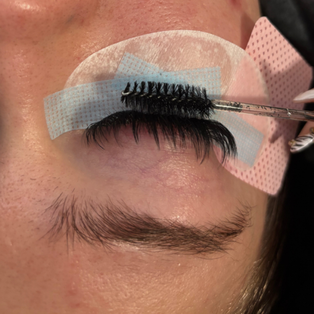 Wispy Volume Fill at Pretty Bond in Benson, AZ