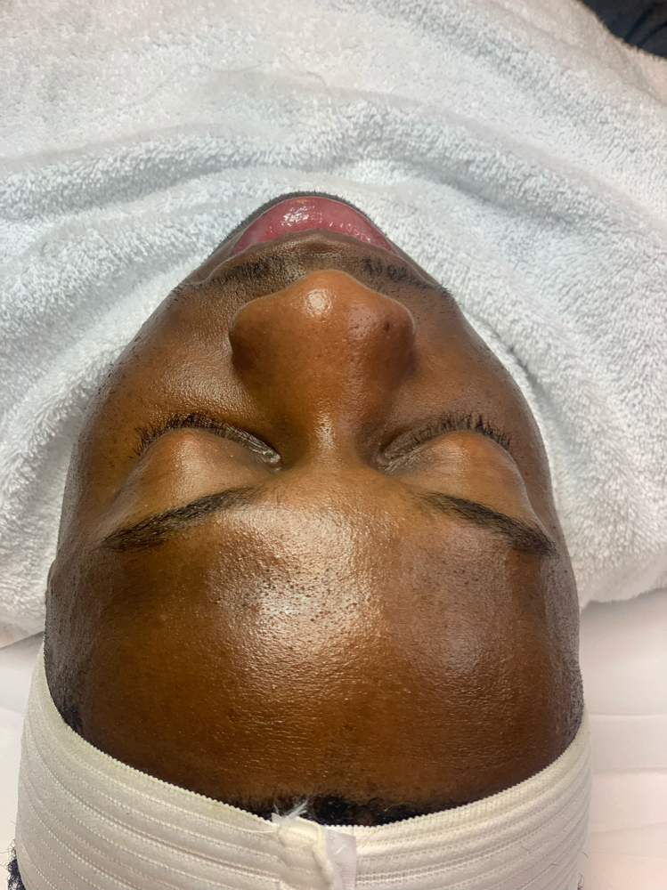 Gentlemen’s Facial