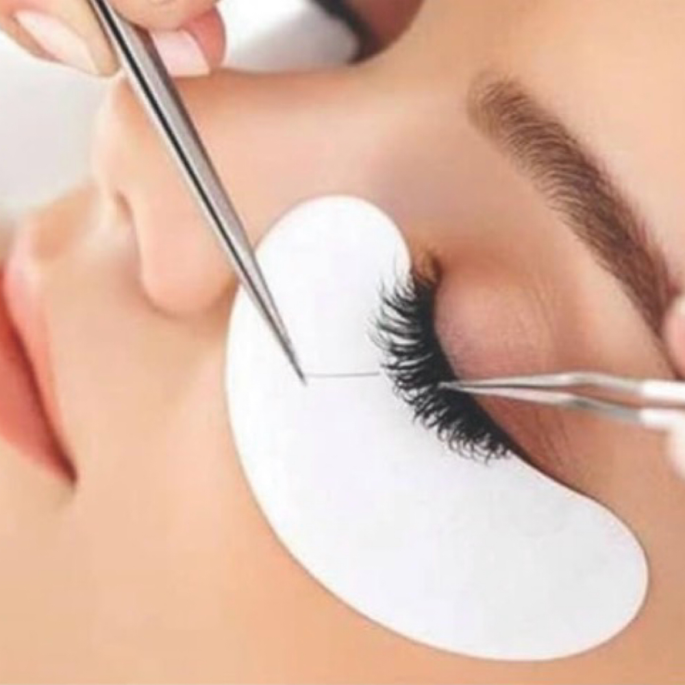 Lash Fill at Lash & Luxe Esthetics in Shorewood, IL
