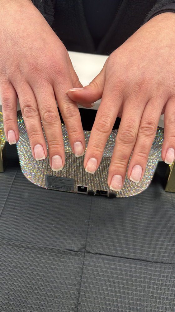Soak-off Gel Manicure