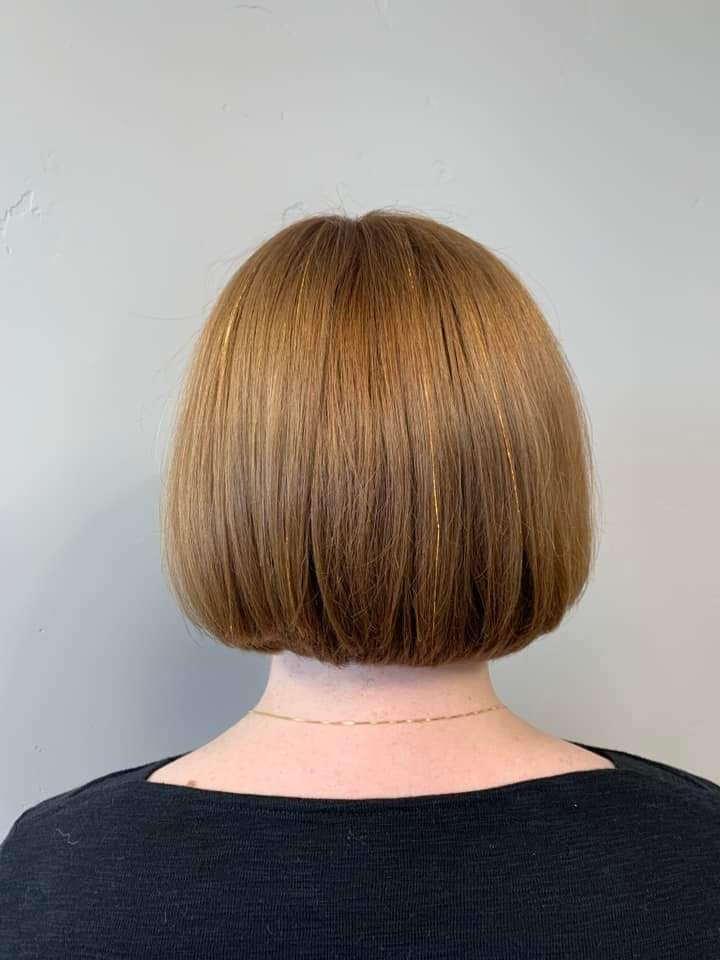 Women's Shampoo, Cut and Style