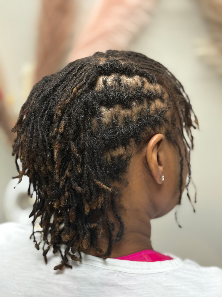 Loc Style at 𝐀𝐧𝐨𝐢𝐧𝐭𝐞𝐝 𝐋𝐨𝐜𝐬™ 𝐓𝐫𝐢𝐜𝐡𝐨𝐥𝐨𝐠𝐲 𝐒𝐭𝐮𝐝𝐢𝐨𝐬 in Chicago, IL