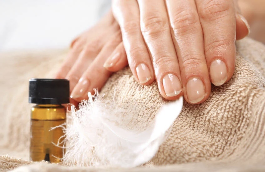 Combo Classic Gel Mani Pedi at Wynn Mobile Care in Denver, CO