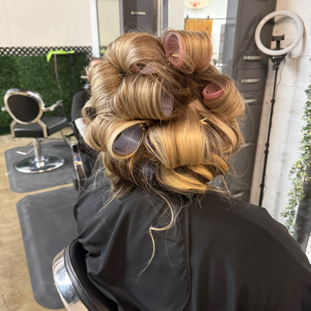 Luxe Hair Rest (Vanessa B) at TheBlendedCollective in Greenwood, IN