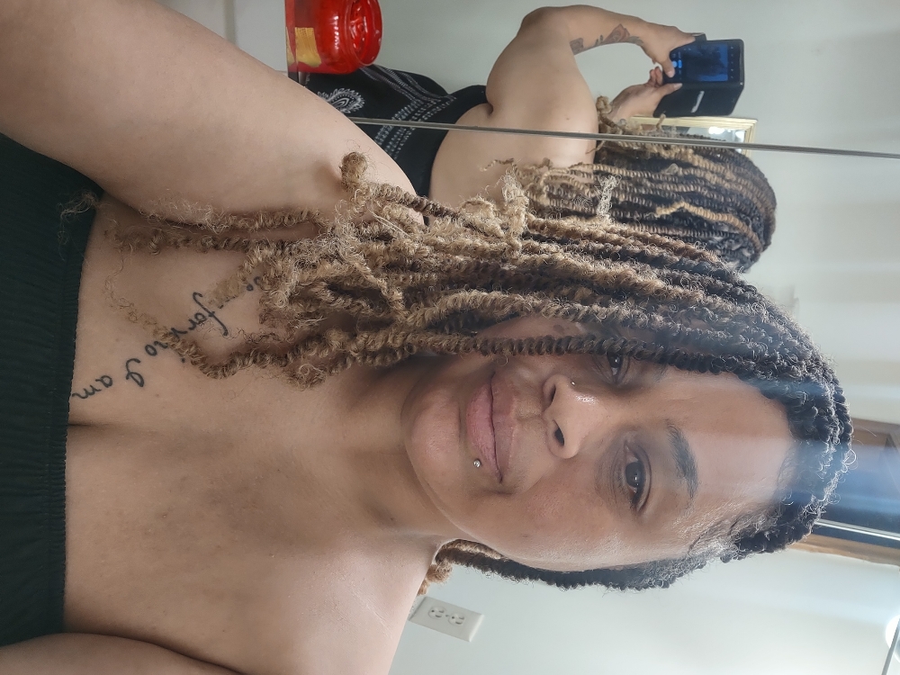 Kinky Twist