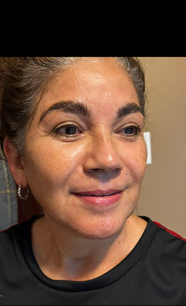 Brow Lamination & Tint