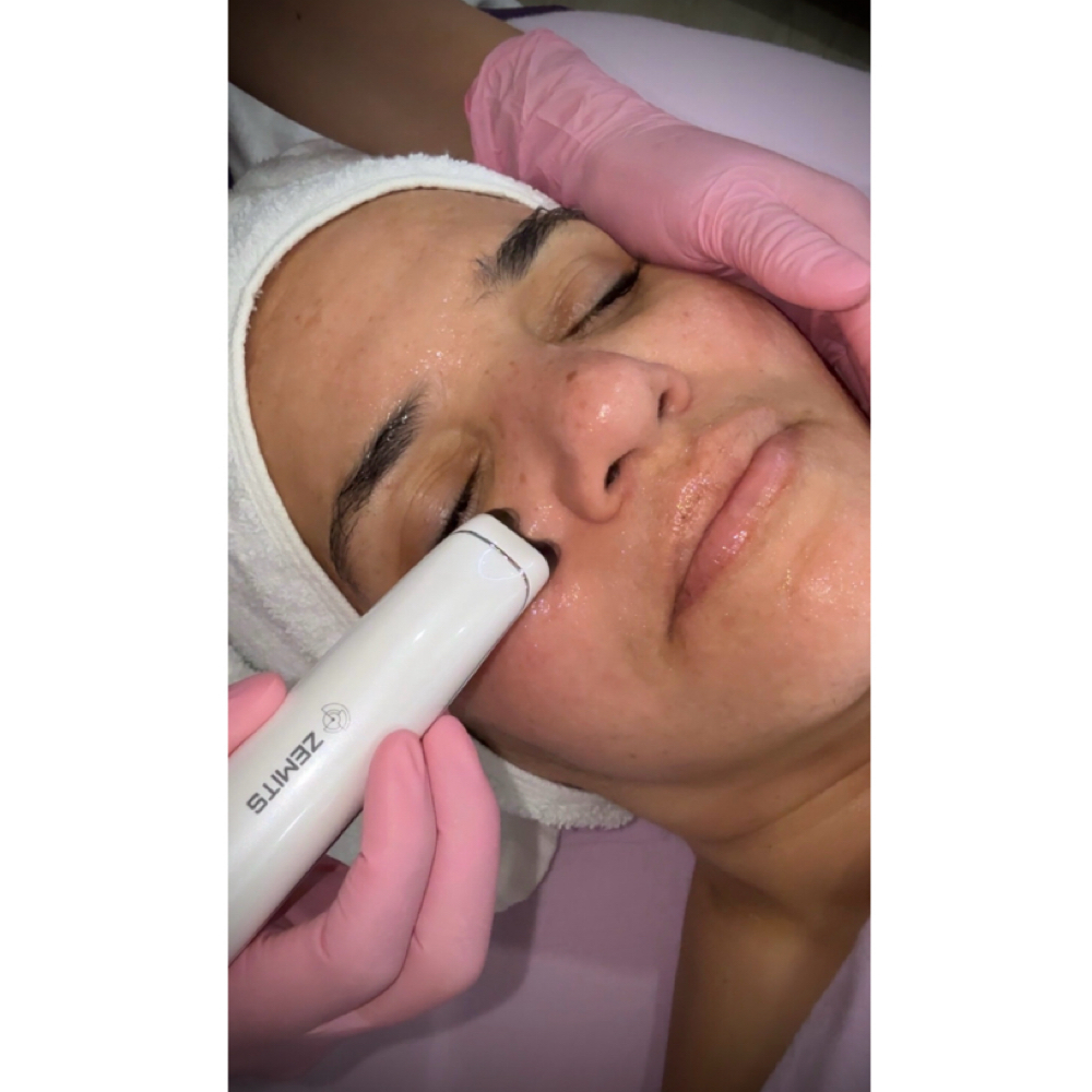 HydroDiamond Glow + Microcurrent at Wellness Touch Therapeutic Spa in Orlando, FL