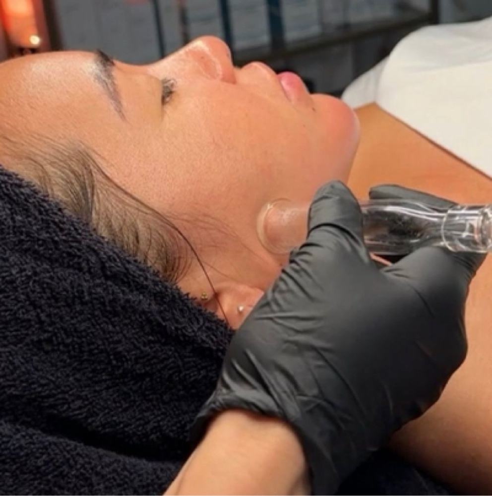 Lymphatic Drainage at Bella Vero Studio, LLC in Hamburg, NY