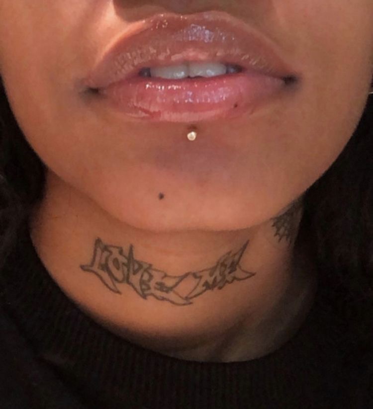 Labret Piercing