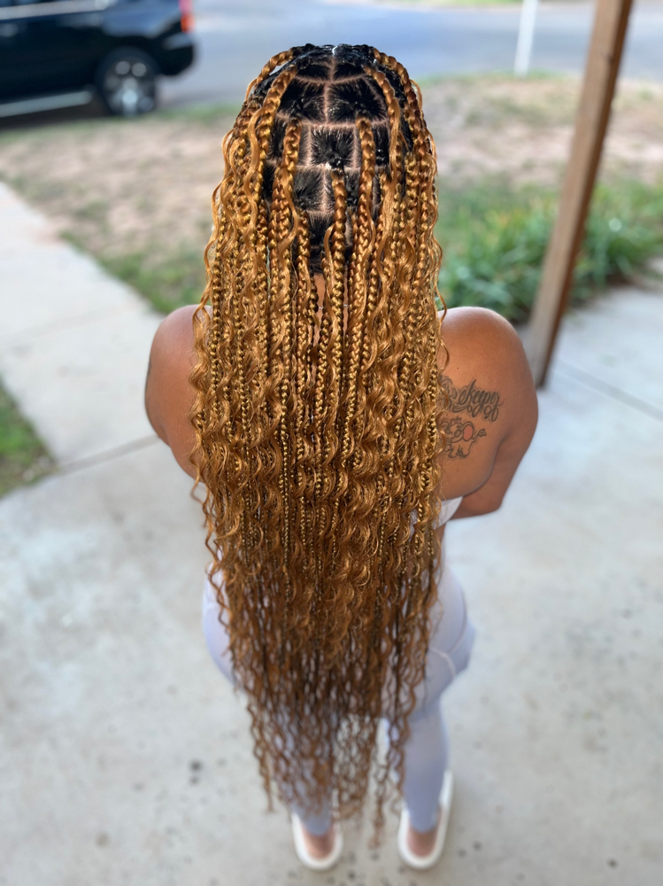 Bohemian Box Braids/knotless-large at Monaye’s in Lubbock, TX