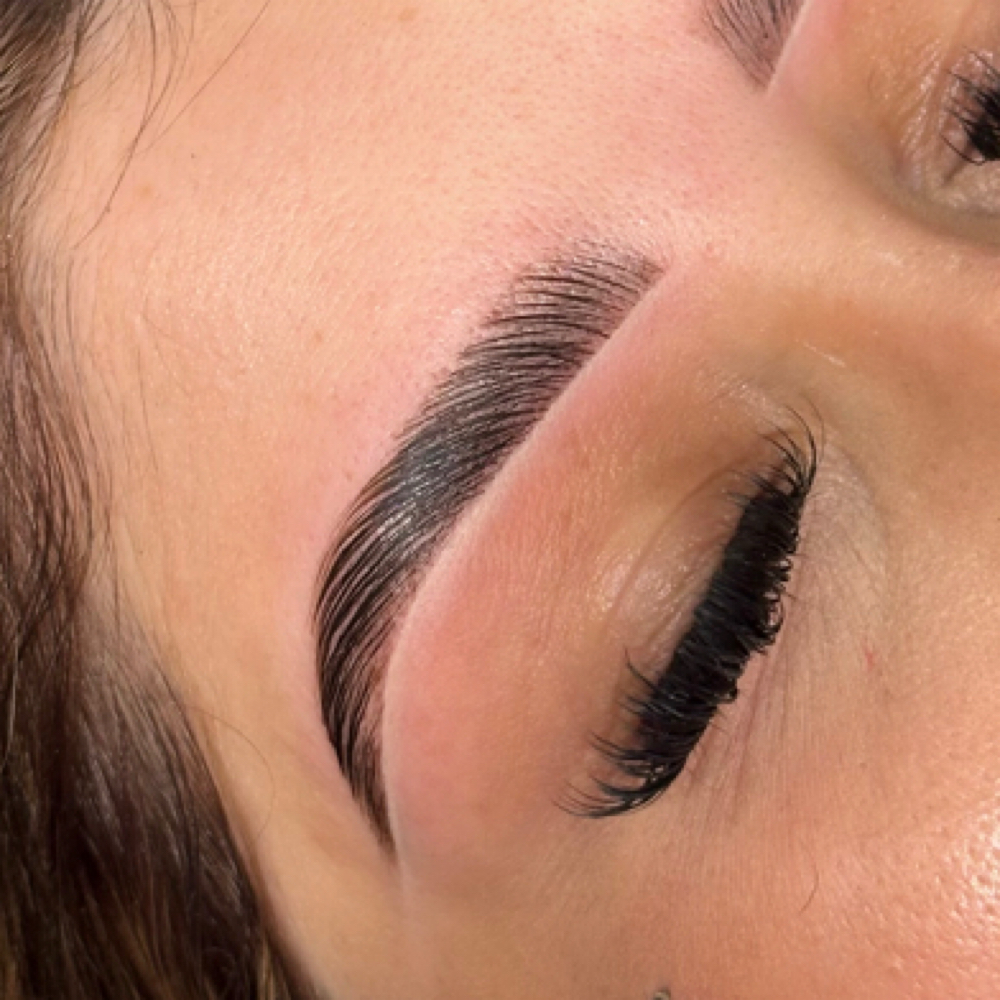 Brow Lamination, Tint & Threading at BrowsbyNia in Brawley, CA