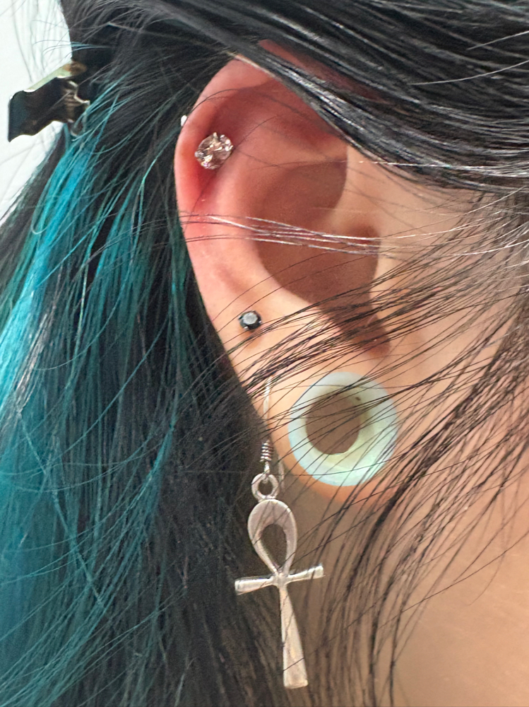Piercing;Flat,Rook,Helix, Conch