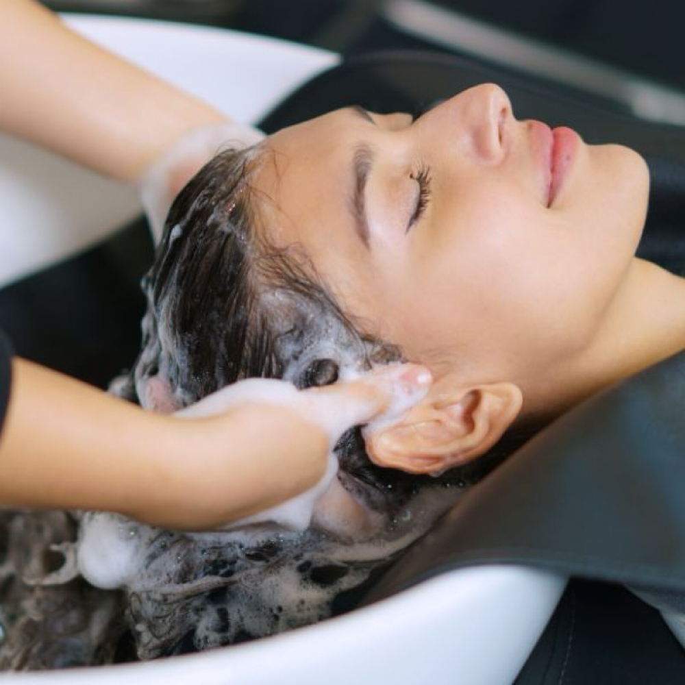 Wash, Conditioning And Blowout at Simply Gigi ATX in Hutto, TX