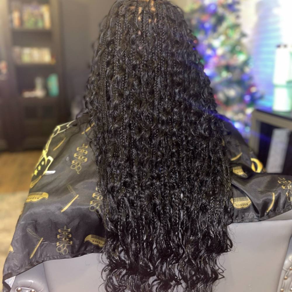 Detangle/Refresh Bohemian Hair at Red Rose Styles LLC. in Moore, OK