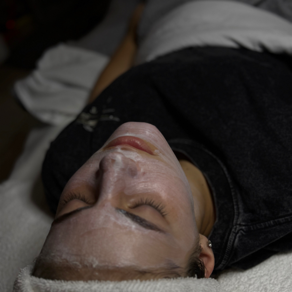 Customized Signature Facial at Tilda’s Room: Esthetics & Wax Studio in Elizabethton, TN
