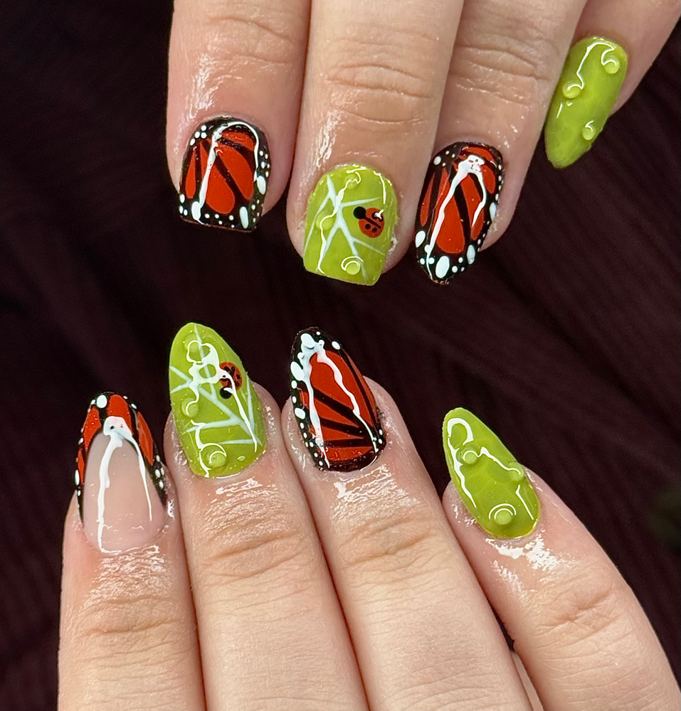 Builder gel with designs