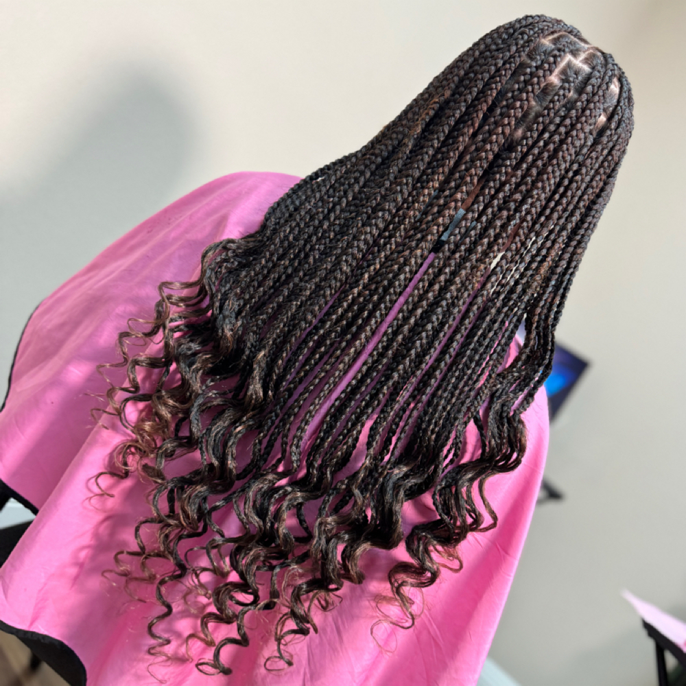 Medium Braids at Mejko braid studio in Inglewood, CA