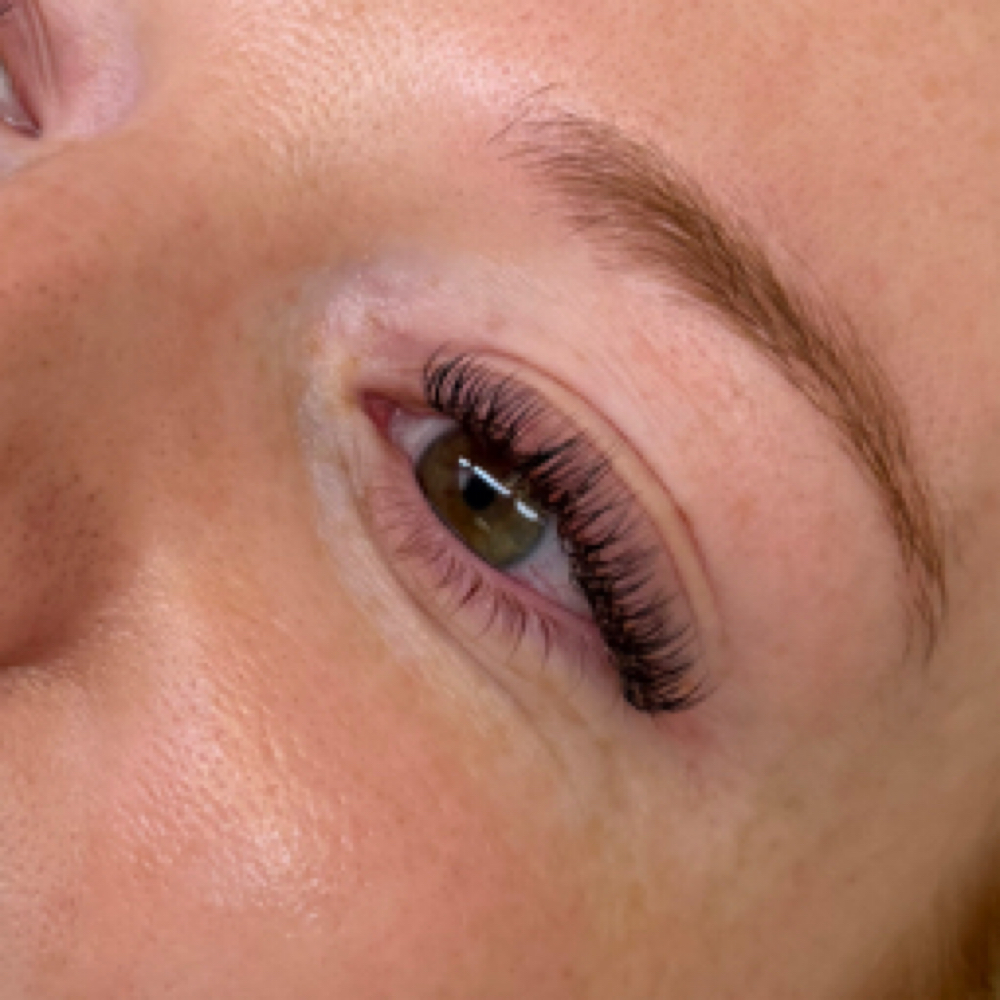 Classic Extended Fill - Tammy M. at Lucky Coast Lash in Brookfield, WI