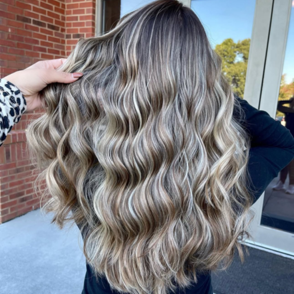 Lived in Blonding / Color + Style at Le Colorista Hair Co. in Raleigh, NC