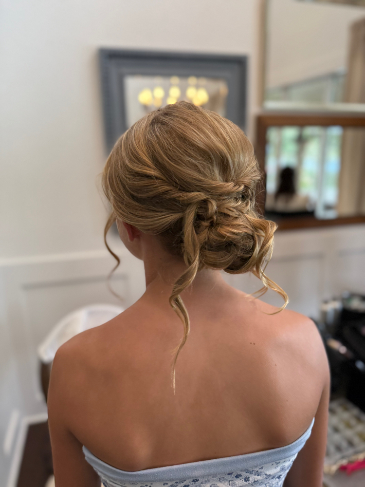 BRIDE TRIAL HAIR