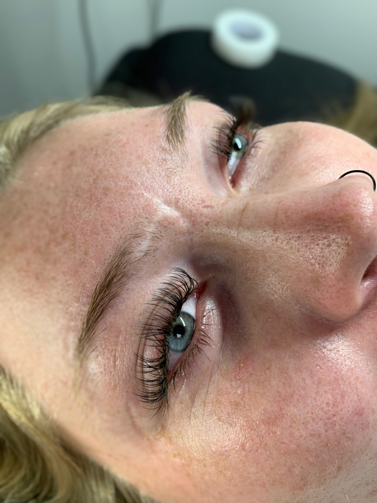 Hybrid Lash