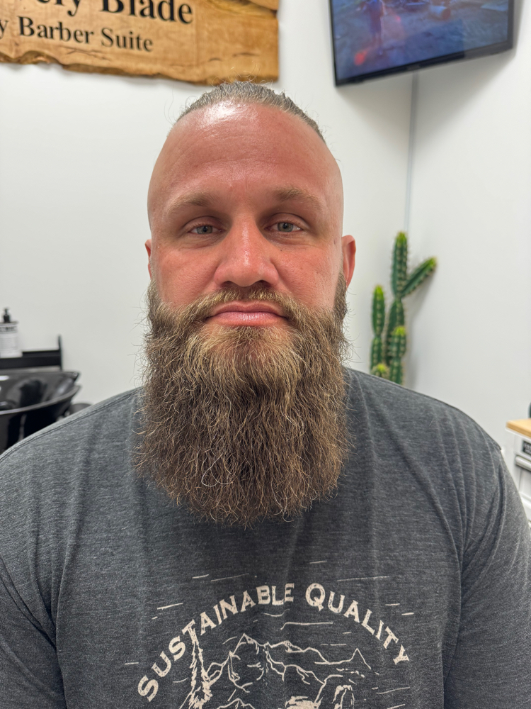 Beard Shaping/Clean Up