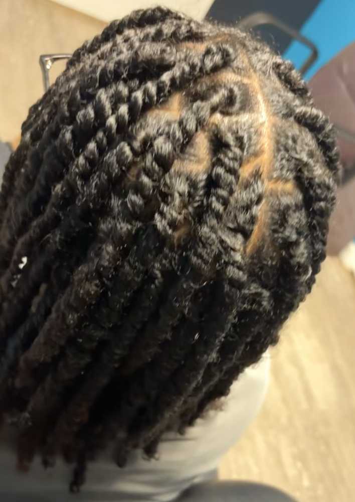 Natural Twist Style 🤍