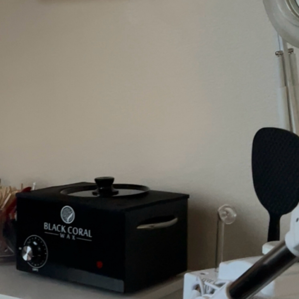 Brazilian + Silk Seduction (Vulva)