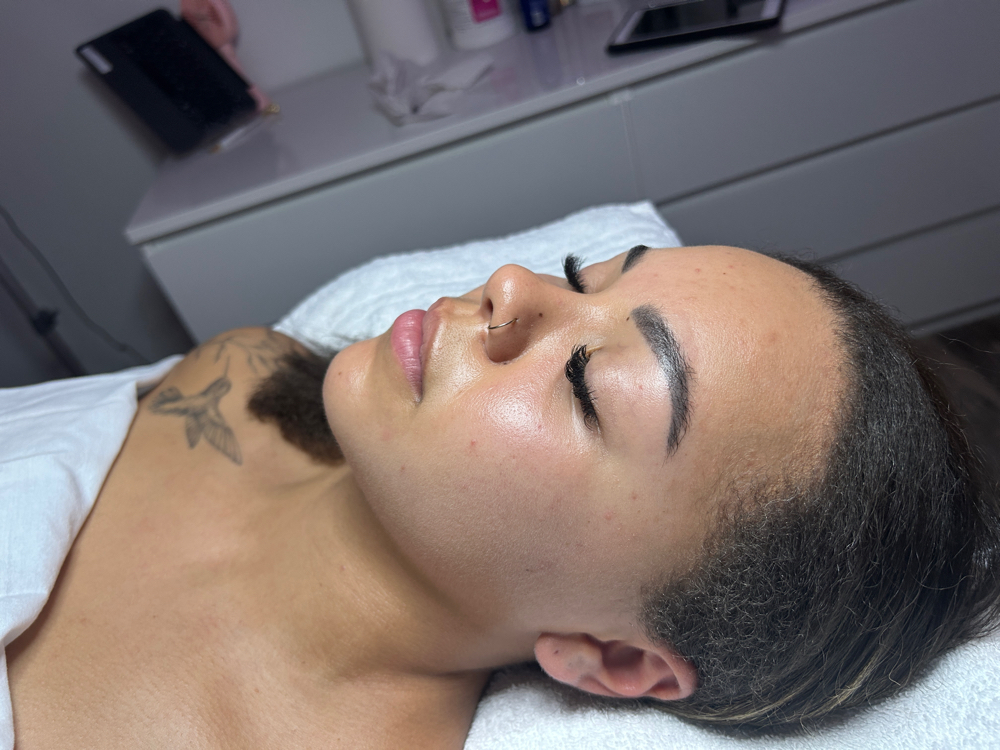 Bareface & Balanced Reset Facial