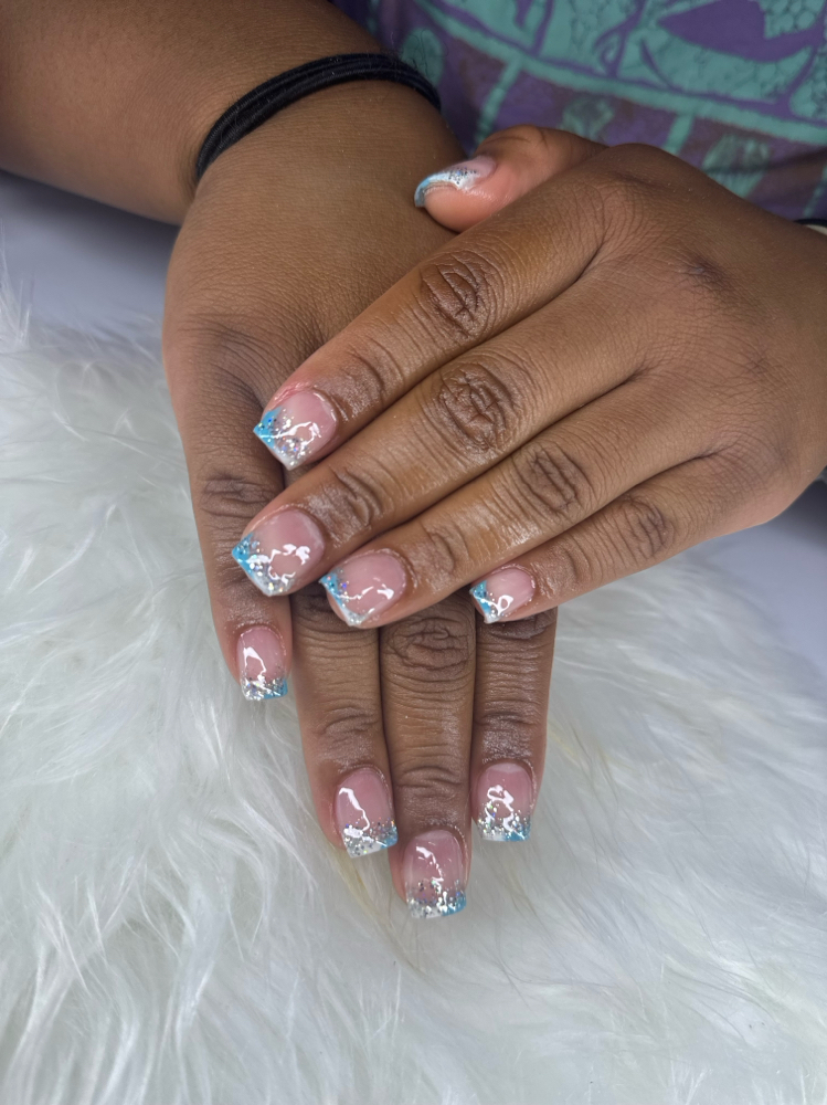 Short nail Extention W/ Design at ✨THEL00K✨ in Enterprise, AL