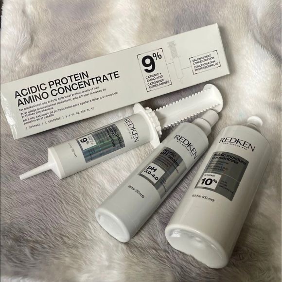 Bond Builder Treatment at Salon Jt in New Berlin, WI