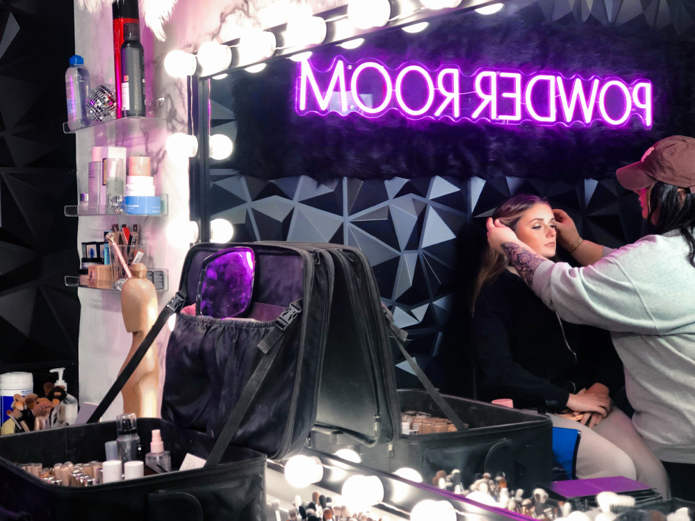 “Master It” Makeup Class